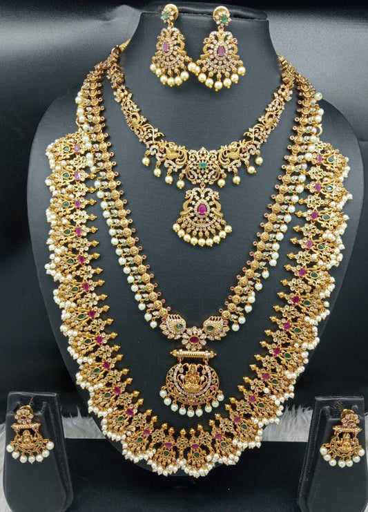 Aaradhya Temple Layred Necklace Set