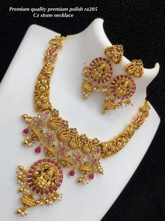 Divine Super Golden Necklace Set